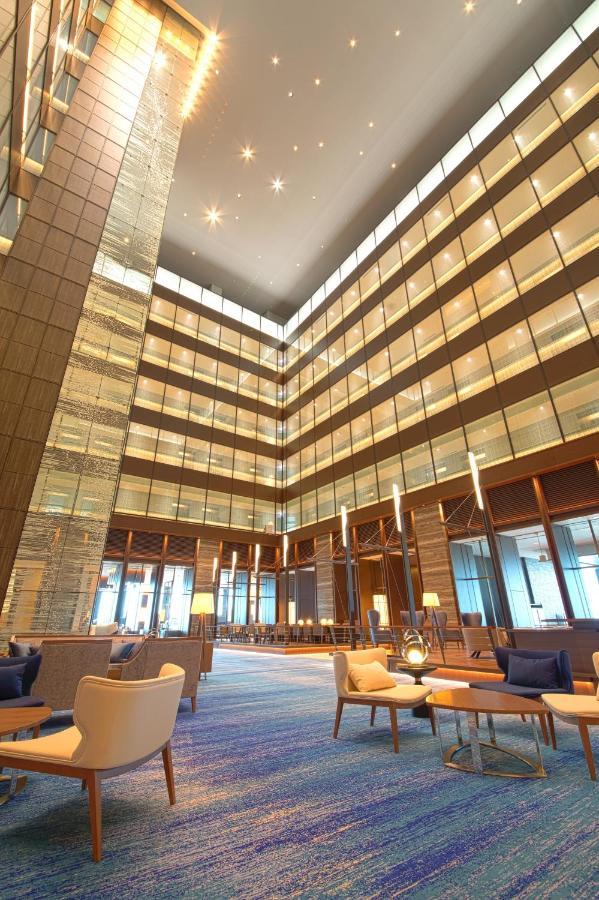Nagoya Prince Hotel Sky Tower Eksteriør billede The lobby of the hotel