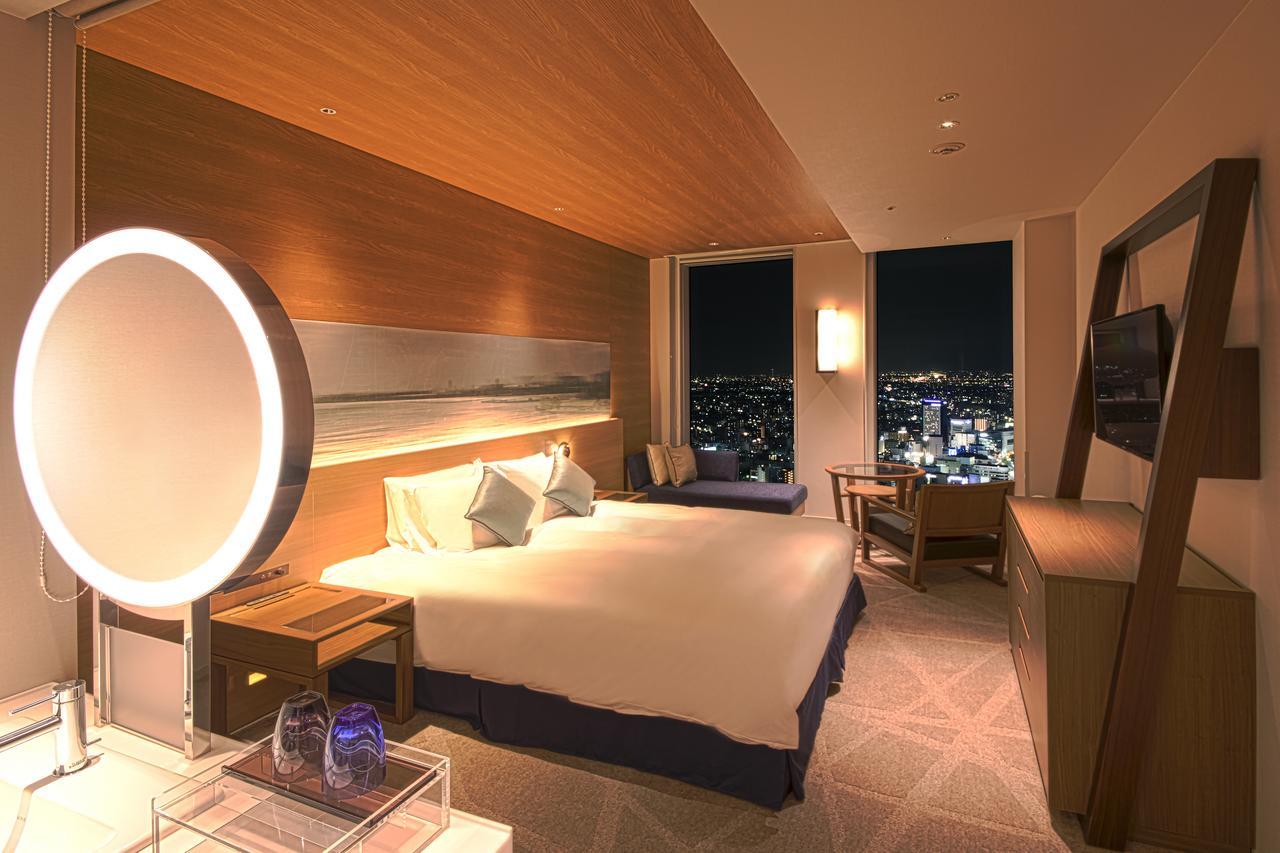 Nagoya Prince Hotel Sky Tower Eksteriør billede A room at the hotel